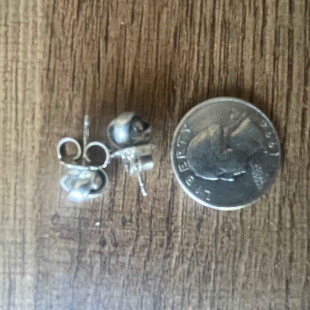 James Avery Woven Knot Stud Earrings (Retired)